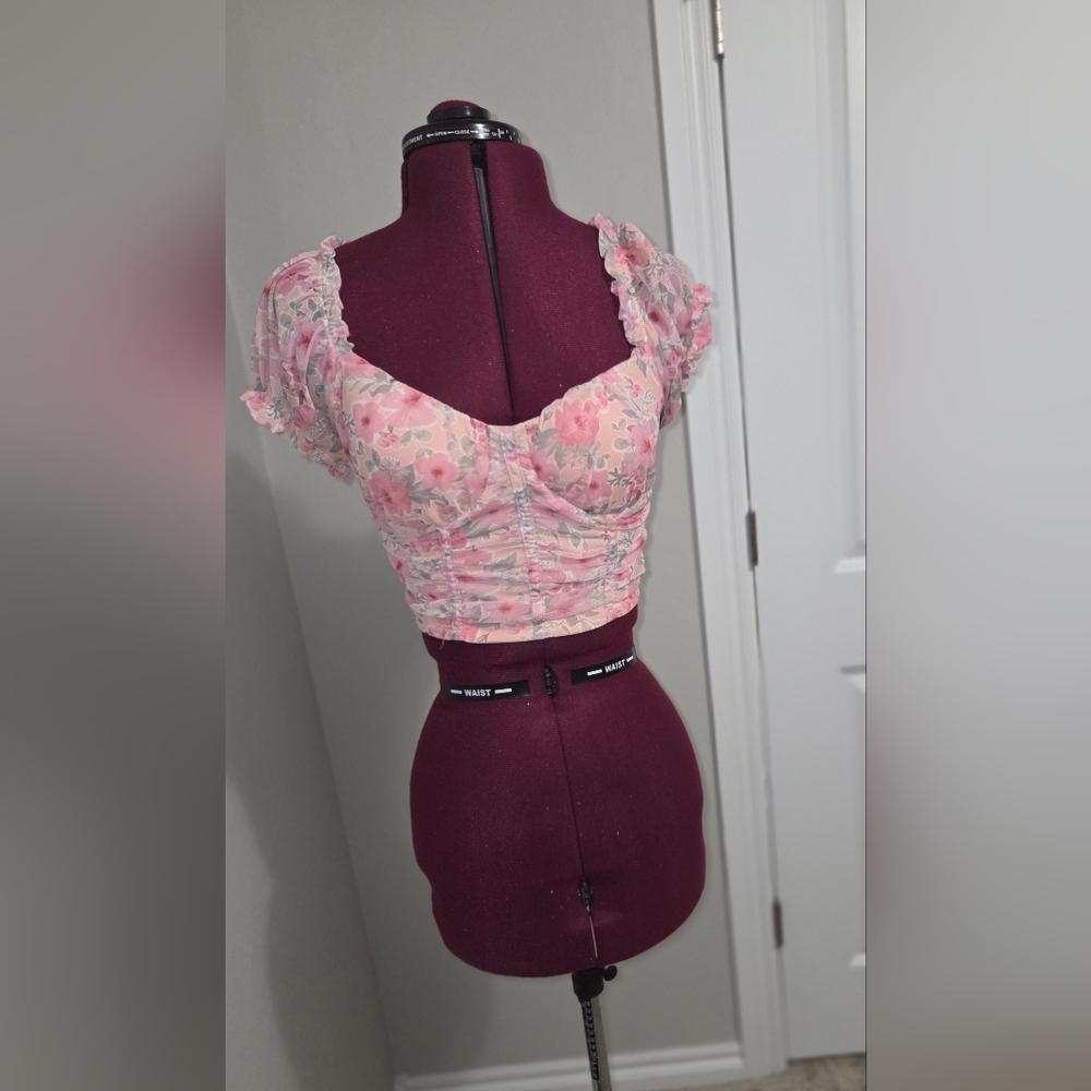 Pink Puff Sleeve Ruched Crop Blouse